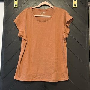 Universal thread t shirt